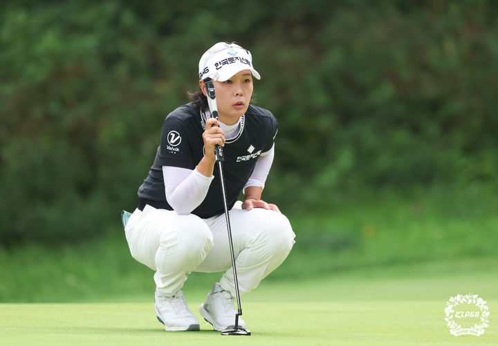 [서울=뉴시스]박지영, KLPGA 한화클래식 역전 우승. (사진=KLPGA 제공)