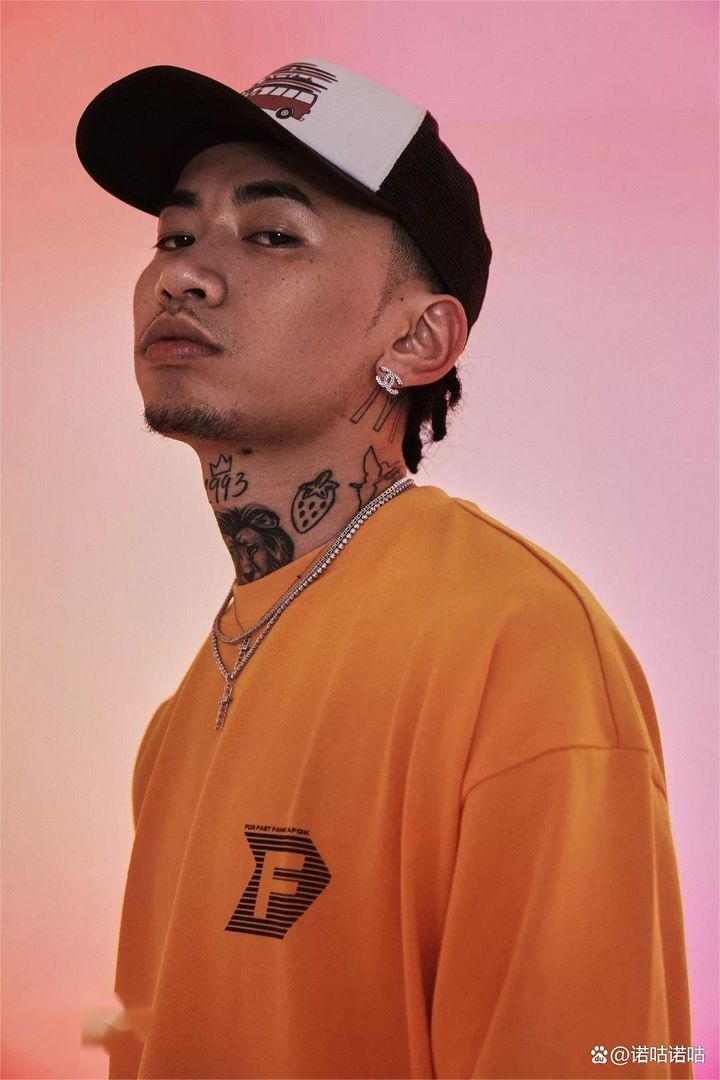 [서울=뉴시스] 중국 쓰촨성 출신 유명 래퍼 왕이타이.(사진 바이두 캡처) 2024.08.27. *재판매 및 DB 금지