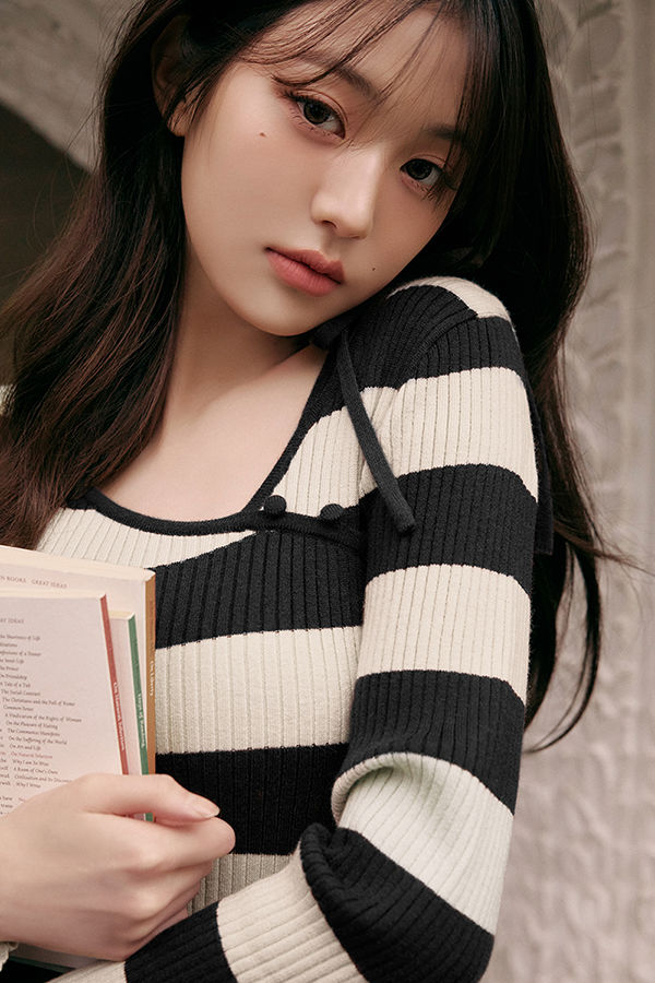 [서울=뉴시스] 장원영. (사진=로라로라 제공) 2024.08.27. photo@newsis.com&nbsp; *재판매 및 DB 금지