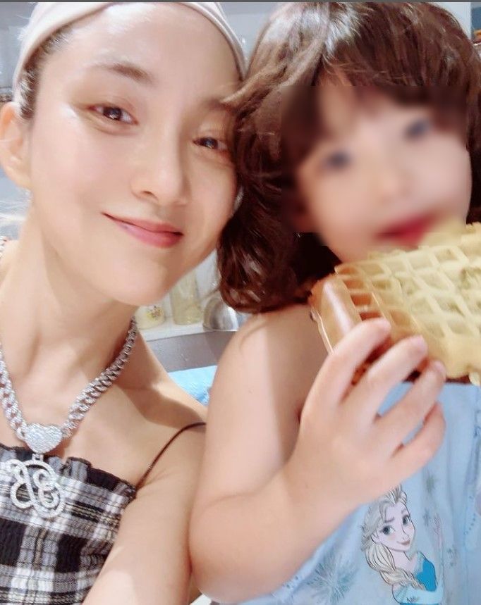 [서울=뉴시스] 그룹 'S.E.S.' 출신 가수 바다가 딸 김루아 양과의 일상을 공개했다. (사진=바다 인스타그램 캡처) 2024.08.28. photo@newsis.com&nbsp; *재판매 및 DB 금지