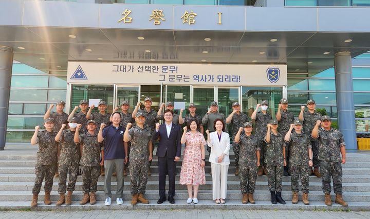 [광주=뉴시스] 광주대학교 학생군사교육단. (사진 = 광주대 제공). 2024.08.29. photo@newsis.com *재판매 및 DB 금지