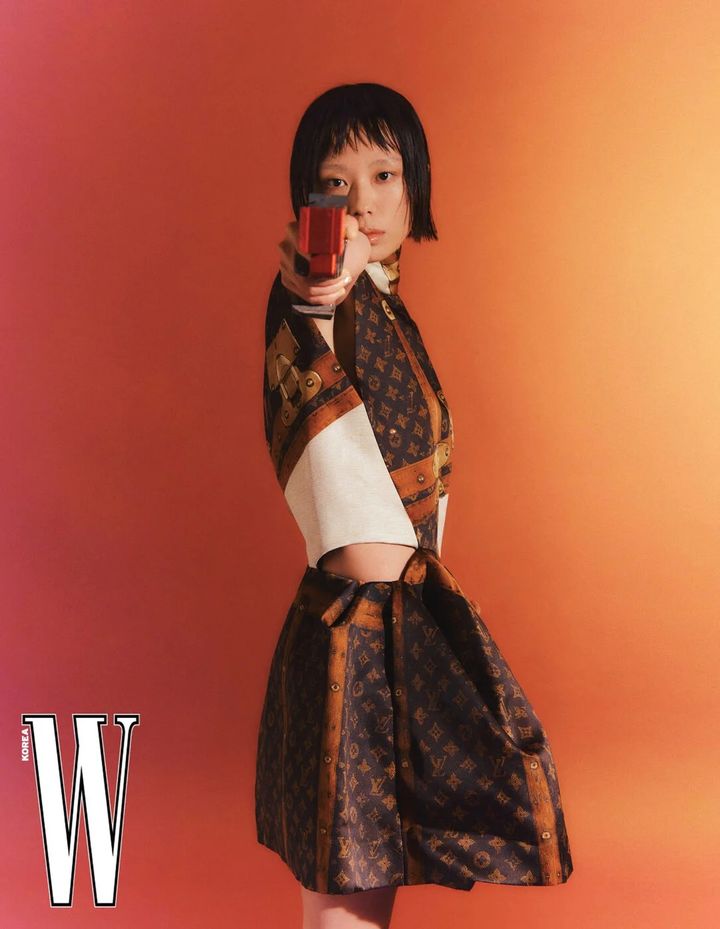 [서울=뉴시스] 김예지. (사진=더블유 코리아(W Korea) 제공) 2024.09.01. photo@newsis.com *재판매 및 DB 금지