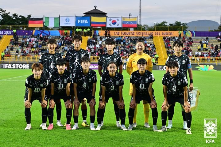 [서울=뉴시스] 나이지리아와의 '2024 국제축구연맹(FIFA) U-20 월드컵' 조별리그 1차전에 선발로 나선 여자 U-20 대표팀 선수들. (사진=대한축구협회 제공) *재판매 및 DB 금지