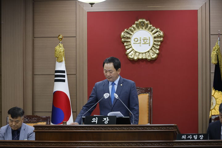 2일 개회한 임실군의회 제340회 임시회 제1차 본회의, 장종민 의장이 회의를 진행 하고 있다. *재판매 및 DB 금지