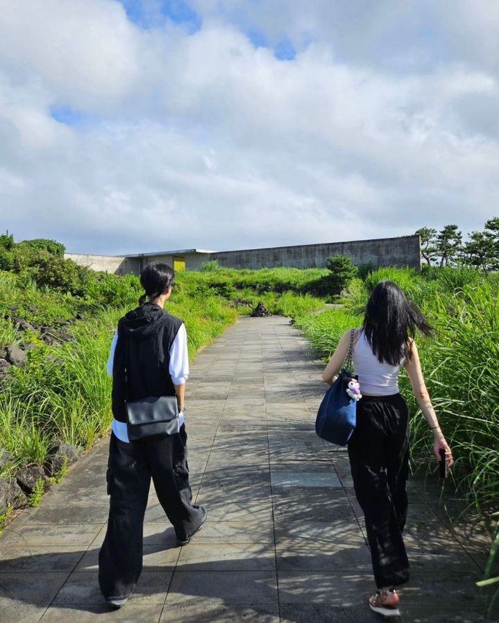 [서울=뉴시스] 배우 채시라가 딸과의 일상을 공개했다. (사진=채시라 인스타그램 캡처) 2024.09.03. photo@newsis.com   *재판매 및 DB 금지