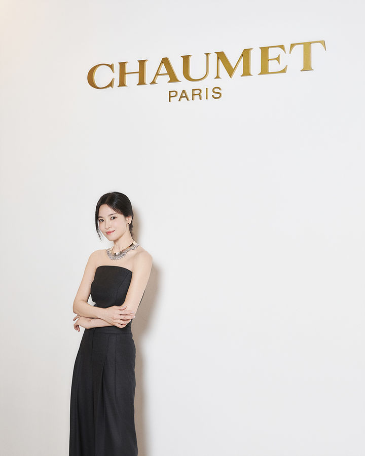 [서울=뉴시스] 송혜교. (사진=쇼메(CHAUMET) 제공) 2024.09.05. photo@newsis.com  *재판매 및 DB 금지