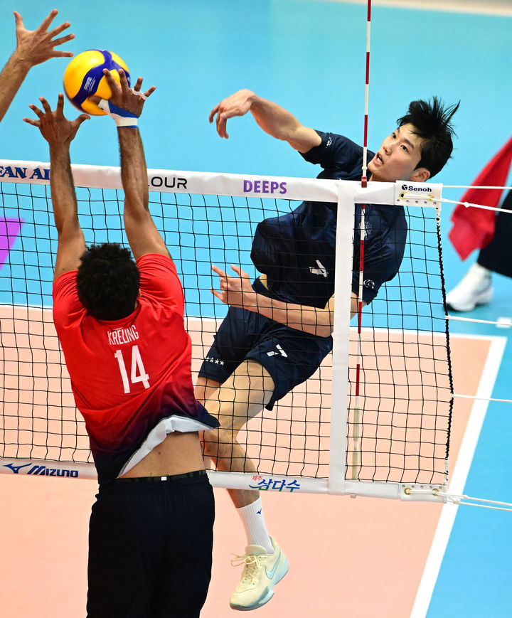 [수원=뉴시스] 프로배구 남자부 대한항공 이준. 2024.09.07. (사진=한국배구연맹 제공) *재판매 및 DB 금지