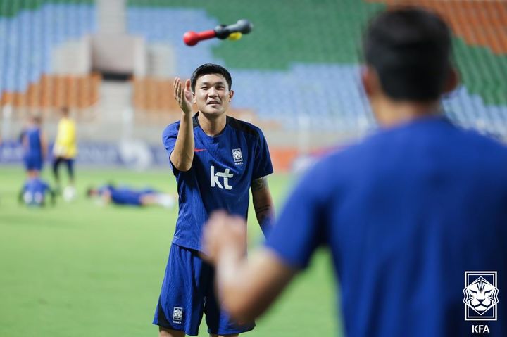 [서울=뉴시스] 한국 남자 축구 대표팀의 김민재. (사진=대한축구협회 제공) *재판매 및 DB 금지