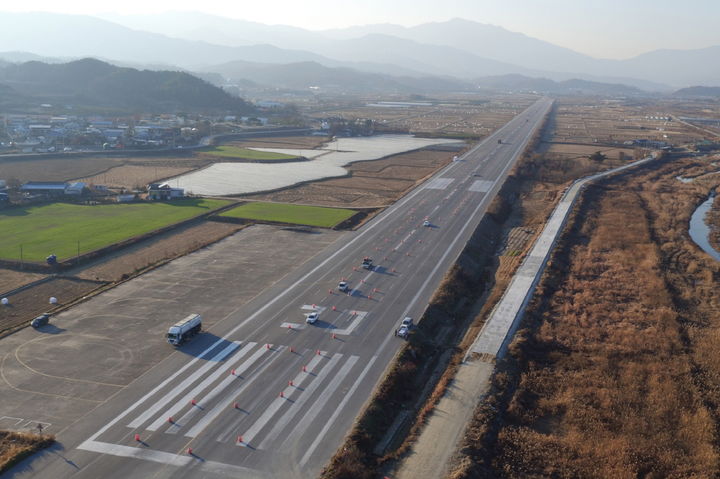 [영주=뉴시스] 경북 영주 비상활주로 (사진=영주시 제공) 2025.09.08. photo@newsis.com *재판매 및 DB 금지