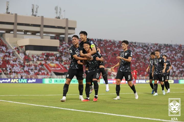 [서울=뉴시스]축구대표팀 황희찬, 오만전 선제골. (사진=대한축구협회 제공)