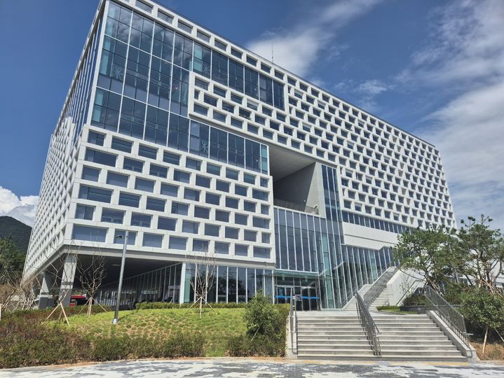 [창원=뉴시스] 강경국 기자 = 경남 창원시 진해구 공공임대형 지식산업센터. (사진=창원시청 제공). 2024.09.12. photo@newsis.com *재판매 및 DB 금지