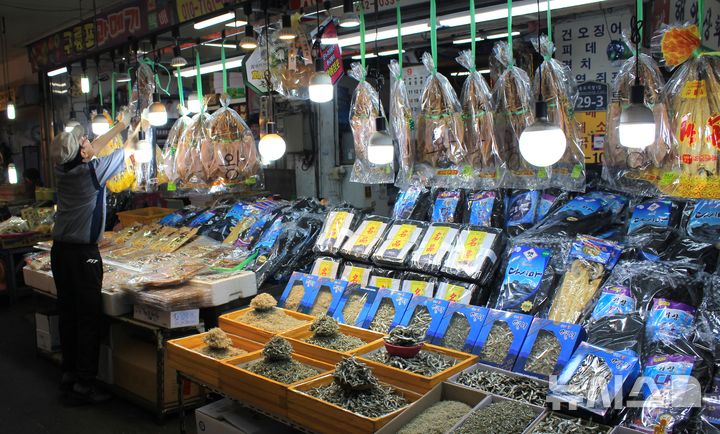 [포항=뉴시스] 송종욱 기자 = 포항죽도시장 해양상회. 2024.09.12. sjw@newsis.com