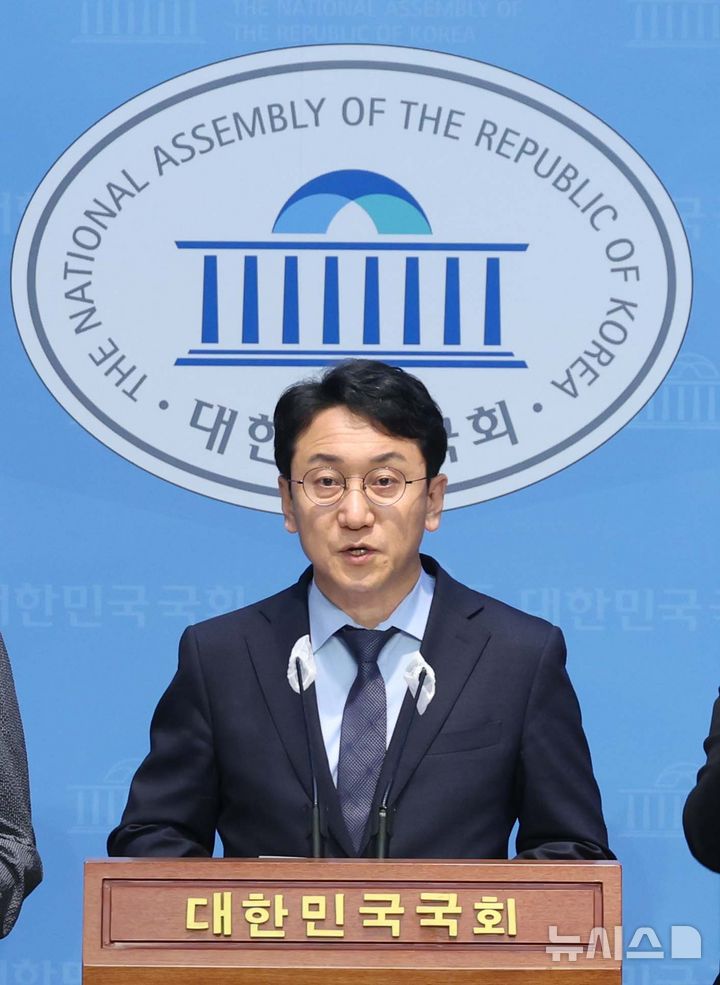 [서울=뉴시스] 조성봉 기자 = 천준호 더불어민주당 의원. 2024.09.12. suncho21@newsis.com