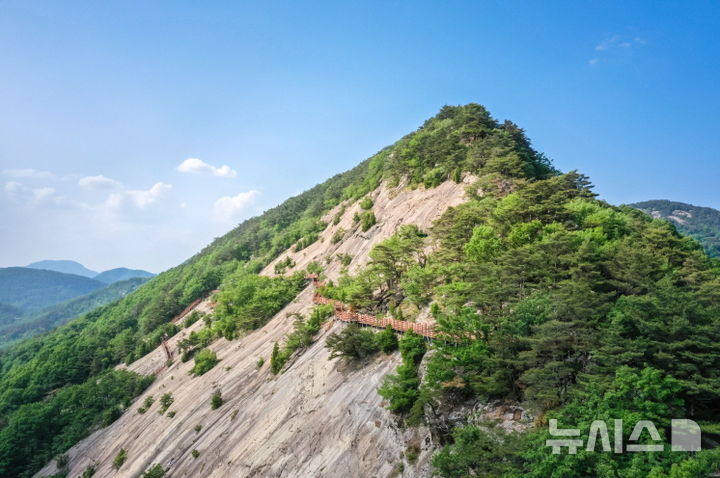 [순창=뉴시스] 김민수 기자= 순창 용궐산. *재판매 및 DB 금지