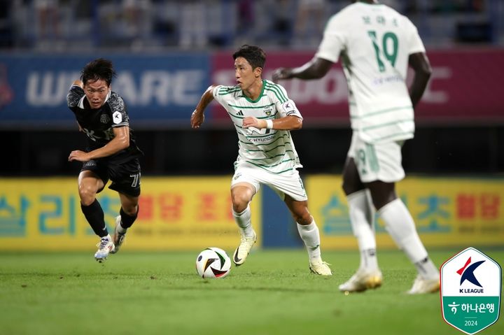 [서울=뉴시스] 프로축구 K리그1 전북 현대의 이영재. (사진=한국프로축구연맹 제공) *재판매 및 DB 금지