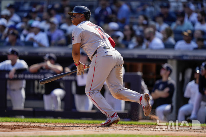 [뉴욕=AP/뉴시스] 메이저리그(MLB) 보스턴 레드삭스의 라파엘 데버스. 2024.09.15