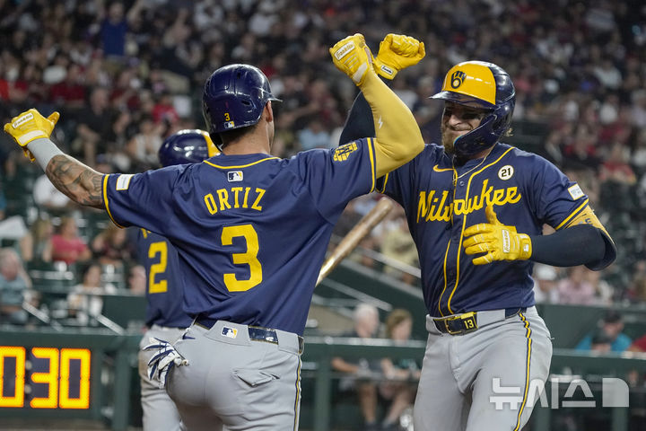 MLB 밀워키, NL 중부지구 정상…가장 먼저 가을야구 확정