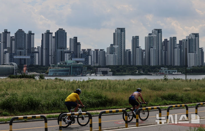 녹색의 위력…"집주변에 푸른땅 많을수록 우울증 감소"