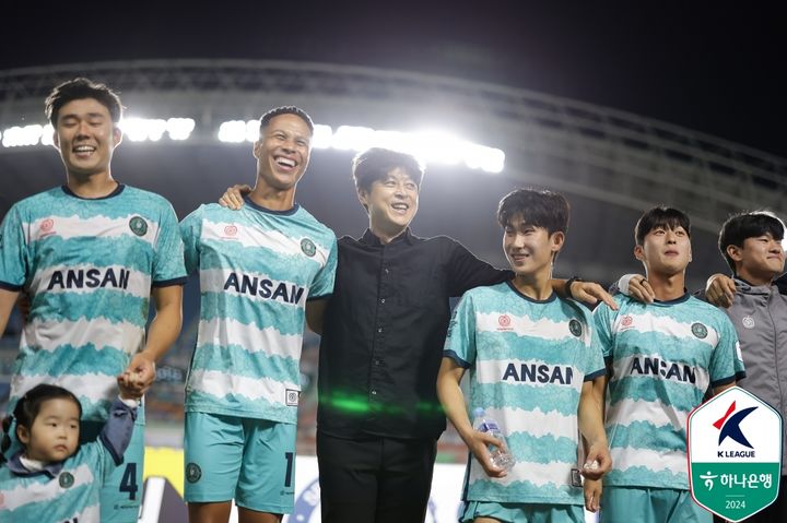 [서울=뉴시스] 프로축구 K리그2 안산 그리너스. (사진=한국프로축구연맹 제공) *재판매 및 DB 금지