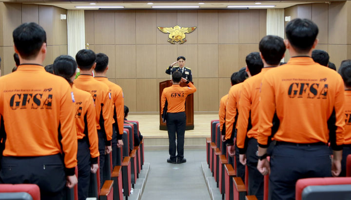 [광주=뉴시스] 광주시소방학교 신임 소방공무원 입교. (사진=광주시청 제공). photo@newsis.com *재판매 및 DB 금지