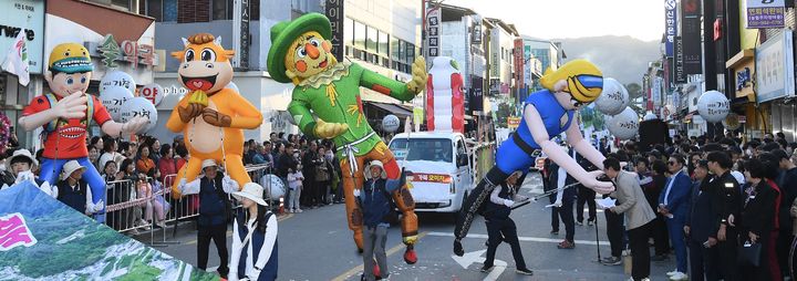 [거창=뉴시스] 거창군청 지난해 거창한마당대축제 행사 *재판매 및 DB 금지 *재판매 및 DB 금지