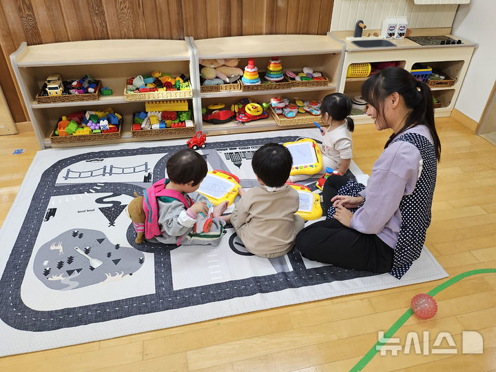 [성남=뉴시스] 성남시 주야간 시간제 보육시설인 해님 달님 놀이터 분당점 수내동어린이. (사진=성남시 제공) 2024.09.27. photo@newsis.com 