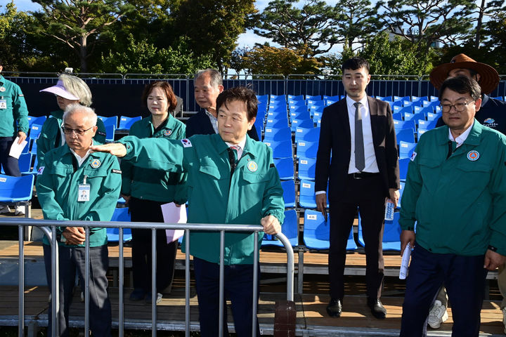 [진주=뉴시스]조규일 진주시장, 10월 축제장 최종 현장 점검. *재판매 및 DB 금지