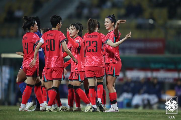 [서울=뉴시스]여자축구 국가대표팀. (사진=대한축구협회 제공)