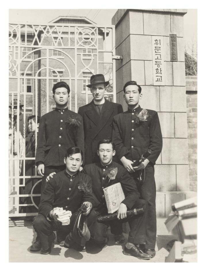 휘문고등학교 영어교사로 활동했던 리처드 러트. *재판매 및 DB 금지