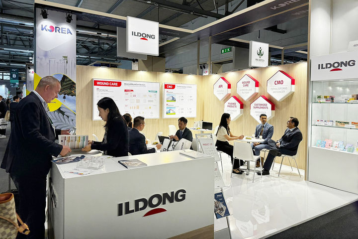 [서울=뉴시스] 일동제약은 'CPHI 월드와이드 2024'에 참가해 자사의 원료의약품과 완제의약품, 신약 후보물질, 원천 기술 및 제조 인프라 등을 알리고 사업 기회를 모색했다고 10일 밝혔다. (사진=일동제약 제공) 2024.10.10. photo@newsis.com *재판매 및 DB 금지