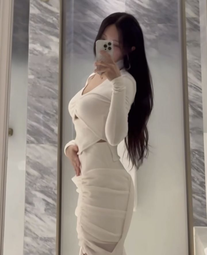 [서울=뉴시스] 효민. (사진=효민 인스타그램 캡처) 2024.10.10. photo@newsis.com *재판매 및 DB 금지