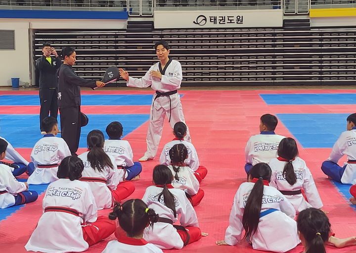 [서울=뉴시스] 최영석 사범(사진=태권도진흥재단 제공) *재판매 및 DB 금지