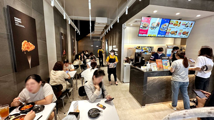 교촌치킨 타이중 첫 매장 모습.(사진=교촌에프앤비 제공) *재판매 및 DB 금지