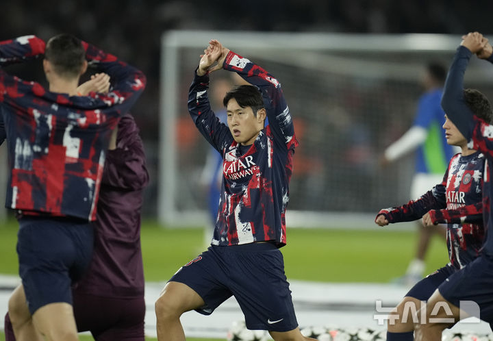 [파리=AP/뉴시스] 프랑스 프로축구 리그앙 파리 생제르맹(PSG)의 이강인. 2024. 10. 22.