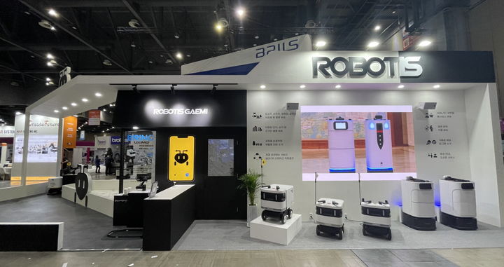 [서울=뉴시스] 로보티즈, 맞춤형 협동로봇 OM-Y와 연계한 무인화 배송 시스템 최초 공개 (사진=로보티즈 제공) 2024.10.23. photo@newsis.com *재판매 및 DB 금지