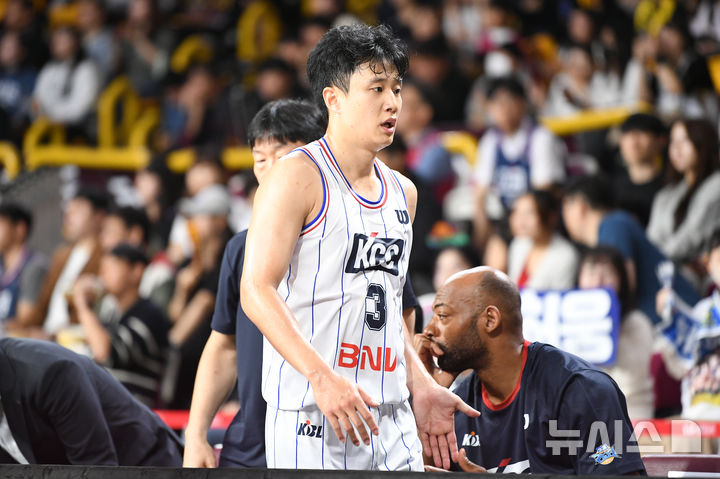 [서울=뉴시스]프로농구 KCC 허웅. (사진=KBL 제공)