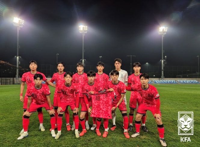 [서울=뉴시스]한국 U-16 축구대표팀. (사진=대한축구협회 제공)