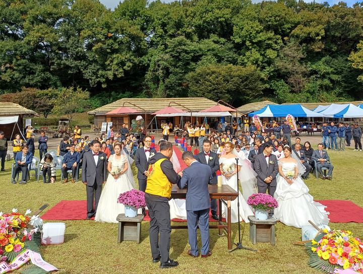 [수원=뉴시스] 적십자와 함께하는 사랑의 합동결혼식 모습. (사진=경기적십자 제공) 2024.10.24. photo@newsis.com *재판매 및 DB 금지