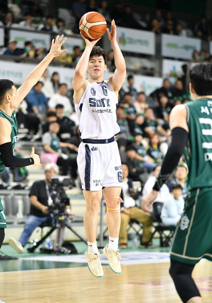 [서울=뉴시스] 프로농구 고양 소노의 이정현. (사진 = KBL 제공)  *재판매 및 DB 금지