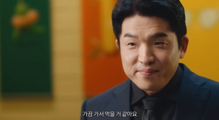 [서울=뉴시스 ]넷플릭스 '흑백요리사'에 심사위원으로 출연한 안성재 셰프의 샌드위치 광고가 누리꾼들의 호평을 받고 있다. (사진= 써브웨이 유튜브 캡처) *재판매 및 DB 금지