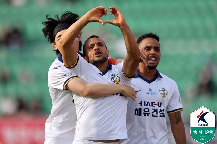 [서울=뉴시스] 프로축구 K리그2 충남아산의 데니손. (사진=한국프로축구연맹 제공) *재판매 및 DB 금지