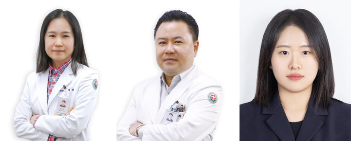 [광주=뉴시스] 전남대학교병원은 핵의학과 김자혜 교수(사진 왼쪽부터)와 신경과 최강호 교수, 전남대 의과대학 의학과 1학년 김혜진 학생이 대한핵의학회 미래의학자상을 수상했다고 10일 밝혔다. (사진=전남대병원 제공)2024.11.10. photo@newsis.com *재판매 및 DB 금지