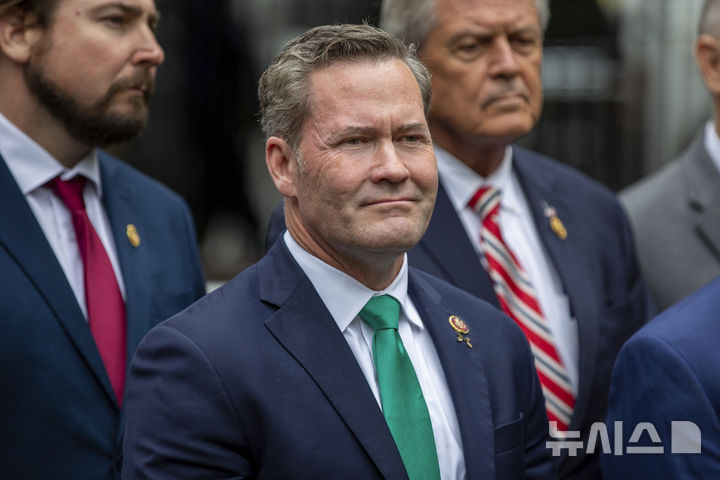 [뉴욕=AP/뉴시스] 마이크 왈츠 차기 백악관 국가안보보좌관. (사진=뉴시스DB) 2024.01.23.