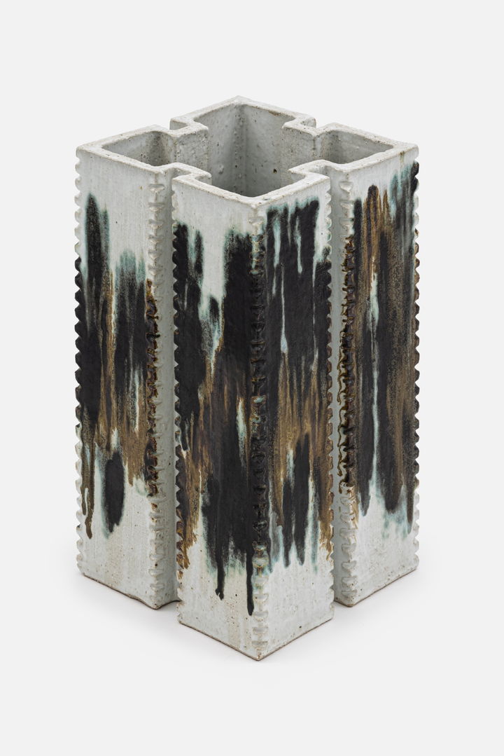 [서울=뉴시스]권순형, 각화기, 1987. 2024.11.11. (사진=서울공예박물관 제공) *재판매 및 DB 금지