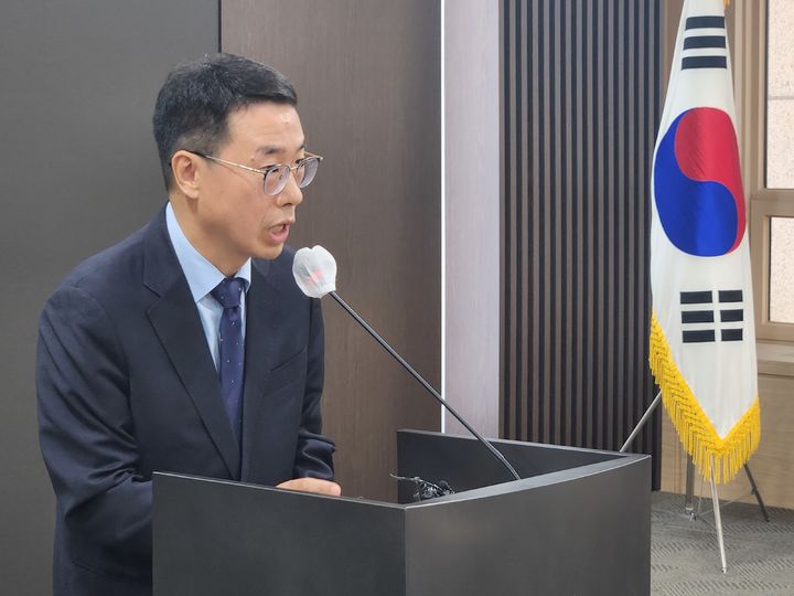 [서울=뉴시스]지난해 11월 11일 원영준 신용보증재단중앙회장.(사진=중소벤처기업부 제공) 2025.07.07. photo@newsis.com *재판매 및 DB 금지