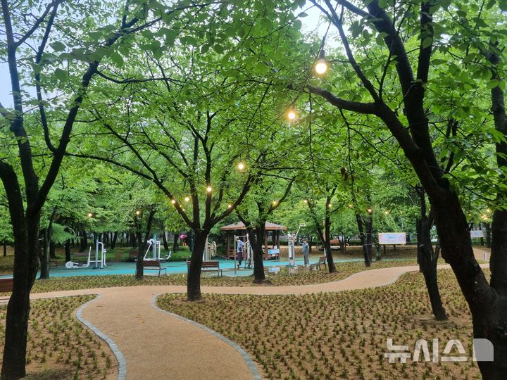 김해시, 공원사용허가 온라인 접수 서비스...절차 간소화 - 뉴스 썸네일 이미지