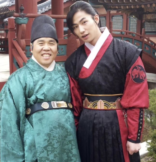 "미안해" "편히 쉬어" "잘가" 애통한 동료들 송재림 추모