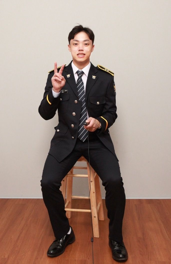 [천안=뉴시스] 천안 불당지구대 소속 강희준(26) 경장. (사진=본인 제공) 2024.11.15. photo@newsis.com  *재판매 및 DB 금지