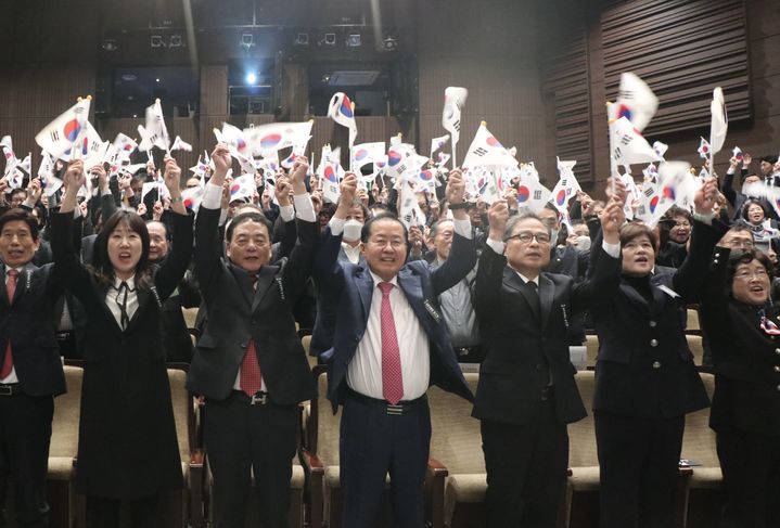 [대구=뉴시스] 광복회 대구지부는 17일 '제85회 순국선열의 날'을 맞아 대구문화예술회관 비슬홀에서 기념행사를 개최했다. (사진=대구보훈청 제공) 2024.11.17. photo@newsis.com *재판매 및 DB 금지