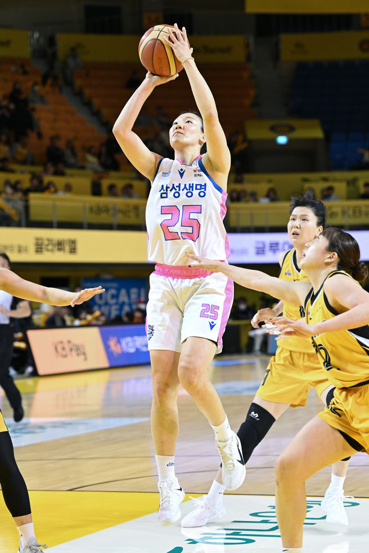 [서울=뉴시스] 여자프로농구 용인 삼성생명의 배혜윤. (사진=WKBL 제공) *재판매 및 DB 금지